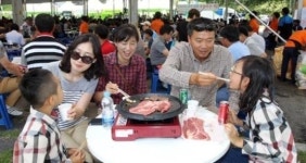 제8회 장수 한우랑사과랑 축제 성황