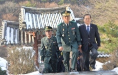 아무도 뚫지 못하는 방패로 거듭날 것 35사단, 전주 충경사 참배
