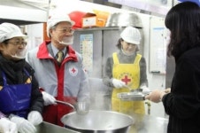 적십자사 전북지사, 전주 덕진노인복지관서 떡국나눔 봉사