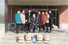 완산을 사랑하는 모임, 동암재활원에 생필품 전달