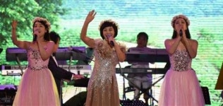 김제출신 가수 현숙, 지평선 축제서 효사랑 열린음악회