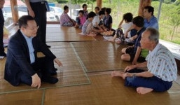 폭염 속 건강 조심하세요 정헌율 익산시장, 무더위쉼터 방문·안부 확인