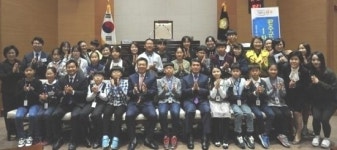 어린이가 행복한 완주군 우리 손으로…제1대 어린이의회 첫 본회의