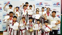 경희대석사태권도, 전주시회장배 품새대회 종합우승