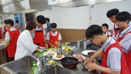 바른먹거리로 건강한 요리체험 호응