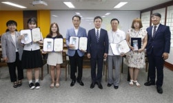 (사)전주시자원봉사센터, 천사 5명 선정해 시장 표창 전달