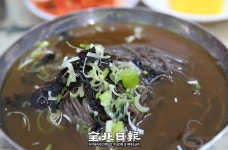 [길 따라 맛 따라 ② 전주 금암동 맛집골목] 순대부터 가맥까지 입이 즐거운 골라먹기
