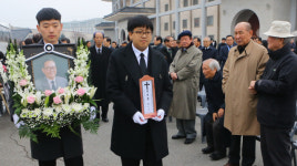 온기 남기고 먼 길 떠난 전북의 어른