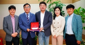 전북생물산업진흥원, 농업회사법인 ㈜디자인농부 공로 시상