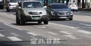 차선 도색 부실 시공 속 안전불감증 만연