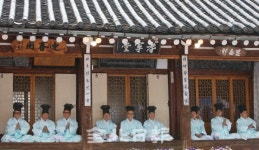 422년 역사 국내 최장수 경로당 전주 기령당 기로연
