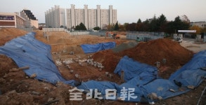 익산외국어교육센터 부지, 내년 3월 개원한다더니 허허벌판