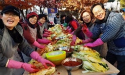 익산 영등2동·4개 단체, 김장김치 나눔 행사