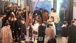 전주 서부신시가지 밤거리, 코로나19 집단감염 우려