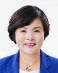 무주 남대천교 시공 거칠고 보행안전 위협 지적