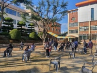 군산, 코로나19 급증... 확산 억제 위해 시민 협조 절실