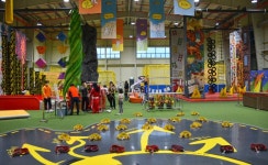 [뚜벅뚜벅 전북여행] 모험 놀이이설 완주 놀토피아  어른도 아이들과 함께 놀 수 있는 실내 놀이터