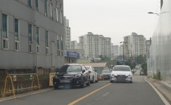 익산 송학동 크레지움캐슬 건설현장 일대, 불법주차로 몸살