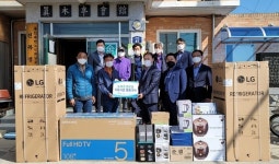MG새마을금고 재단, 농어촌경로당에 100만원 상당 주방물품 지원