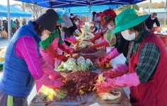 정읍시 곳곳에서 겨울맞이 사랑담은 김장김치 나눔 행사 펼쳐져