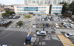 꽉막힌 전주지역 세무서 주차 공간 태부족