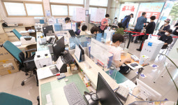 은행·예술회관에서 한표, 전북 이색투표소 눈길