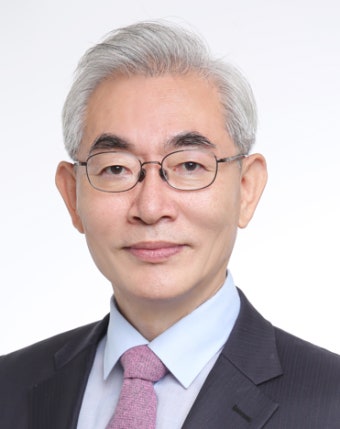 진안초등학교 총동창회에 김대식 전 오만 대사 추대