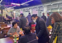 ‘핫플로 뜬다’ 익산 중앙시장 복합청년몰 상상노리터