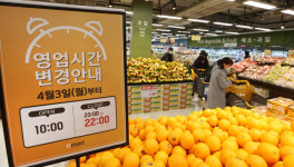 이마트 전주점도 한 시간 단축 영업...소비자 반응은