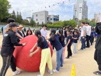 “너희 넷 다 1등”