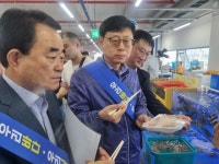 송상근 해수부 차관 군산방문⋯국내 수산물 안전성 홍보