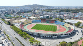 건립 60여 년 된 전주종합경기장 철거 이달 말 착수