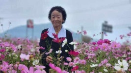“꿈에 그리던 교복을 다 입어 보네요”…진안 마령 노인들 학창시절 추억만들기