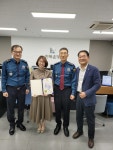 완주경찰서, 보이스피싱 피해 예방 전북은행원 감사장