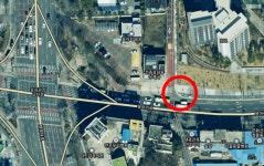 사라지는 우회전 도로 차량들 갈팡질팡