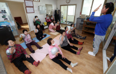 [청년 이장이 떴다] 필라테스가 뭐라고?⋯시골마을 겨울잠 깨운 운동 교실