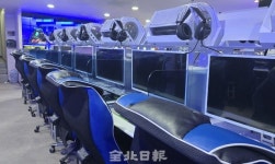 위기의 PC방…전북 점주들손님 80%는 줄었어요