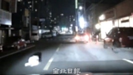 '스텔스 보행자' 관련 교통사고 잇따라...경찰, 사고 예방 대책 추진