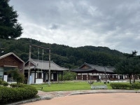 이제 더는 못한다…전통한지의 위기와 고독한 장인