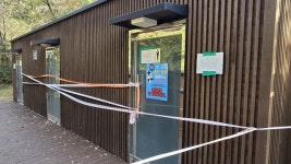 4개월째 출입 차단된 완산칠봉 공중화장실⋯시민 불편