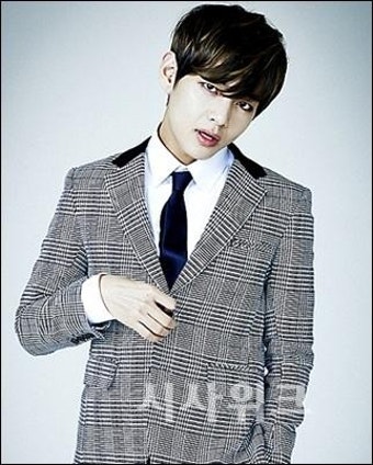 방탄소년단 뷔, 신인배우 김태형으로 변신… '화랑: 더 비기닝' 출연