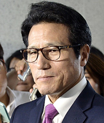 정병국 