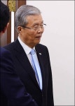 김종인 이종걸 출마하고 싶다는데… 할 말 없어