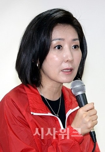 '묵은 감정 남았지만…' 홍준표 지원사격 뛰어든 나경원