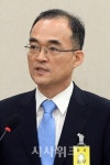 문무일, 인사청문회 통과… 법사위, 청문보고서 당일 채택