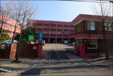 또 다시 악재… 궁지 몰리는 교학사