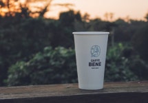 카페베네, 옛 영광 되찾기 지지부진