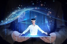  코로나 특수 끝난 빅테크 기업들, 메타버스로 기세 이어갈까