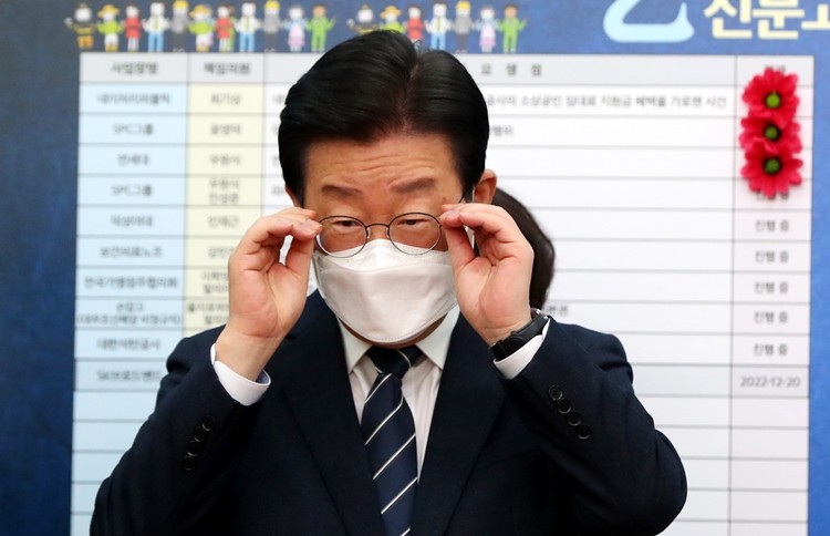 이재명 대표와 이정섭 검사 간의 대북송금 의혹 관련 갈등 계속될 듯