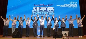 민주당 전대, 시작부터 '어대명' 분위기… 최고위원 경선 '정봉주 돌풍'